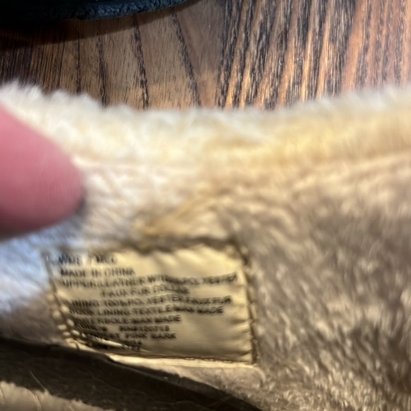 Women’s Eddie Bauer clogs - Picture 2 of 7